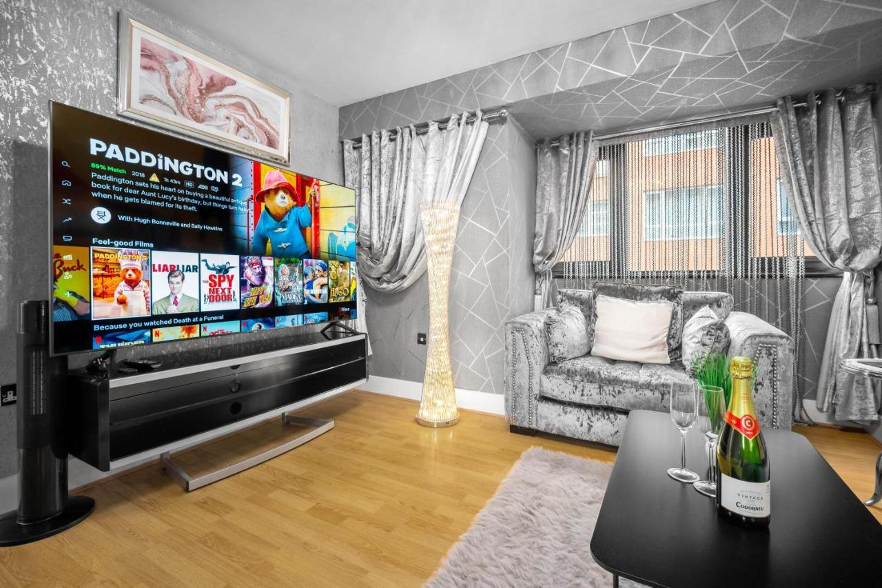 Luxury City Centre Apartment - Parking - Smart Tv - Wifi - Intercom Birmingham Exterior photo